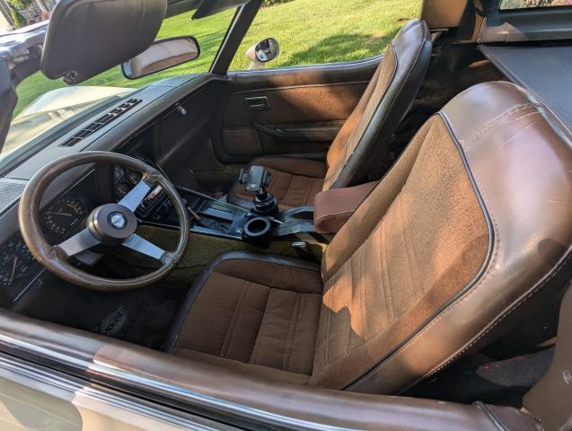 Chevrolet Corvette image 9