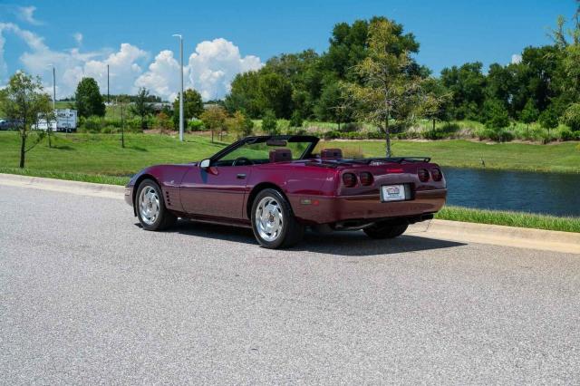 Chevrolet Corvette image 6