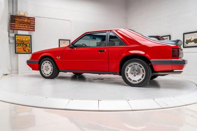 Ford Mustang image 4
