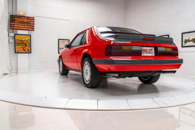 Ford Mustang image 6