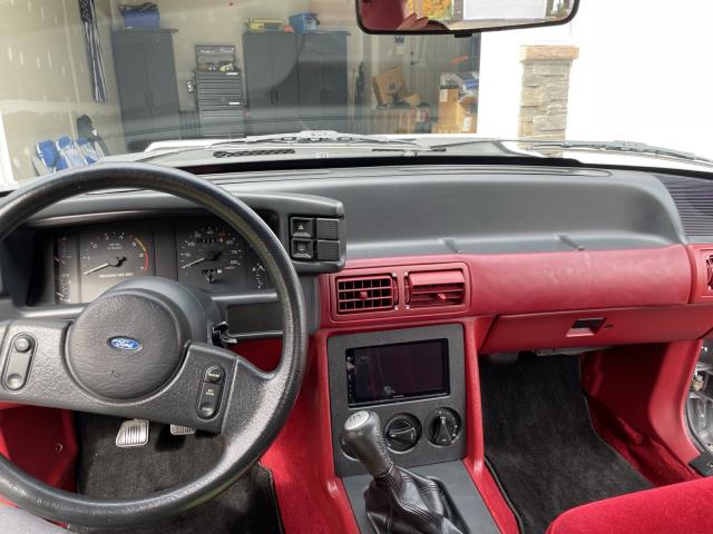 Ford Mustang image 6