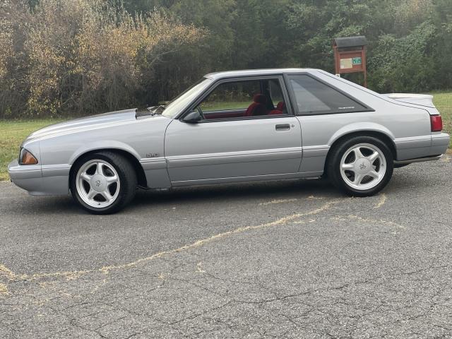 Ford Mustang image 7