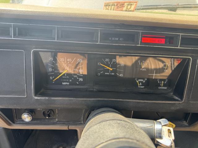 Ford F-700 image 6