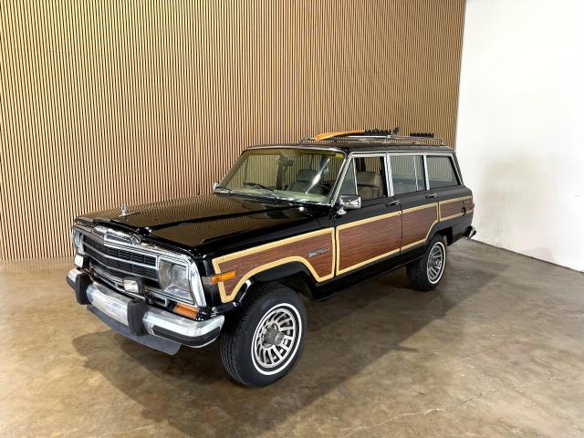 Jeep Wagoneer image 6