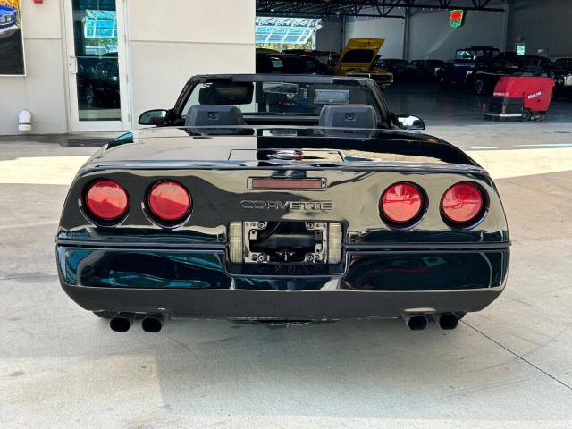 Chevrolet Corvette image 6