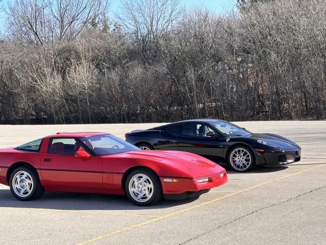 Chevrolet Corvette image 2