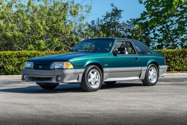 Ford Mustang image 6