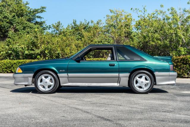 Ford Mustang image 8