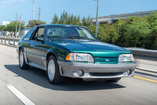 Ford Mustang image 2