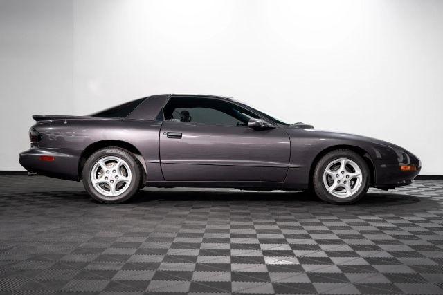 Pontiac Firebird image 8