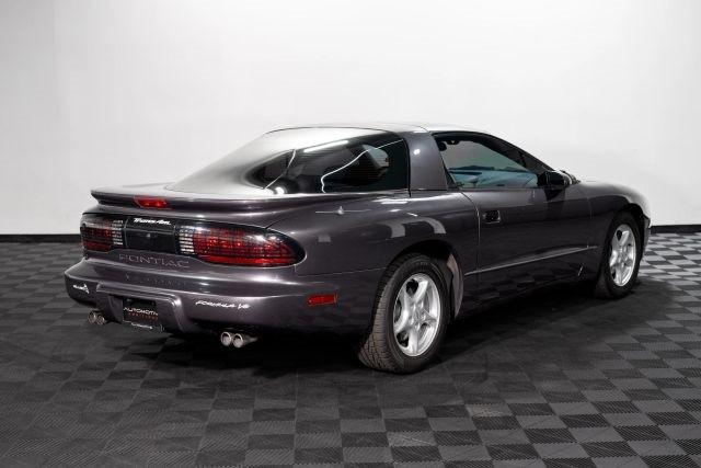 Pontiac Firebird image 9