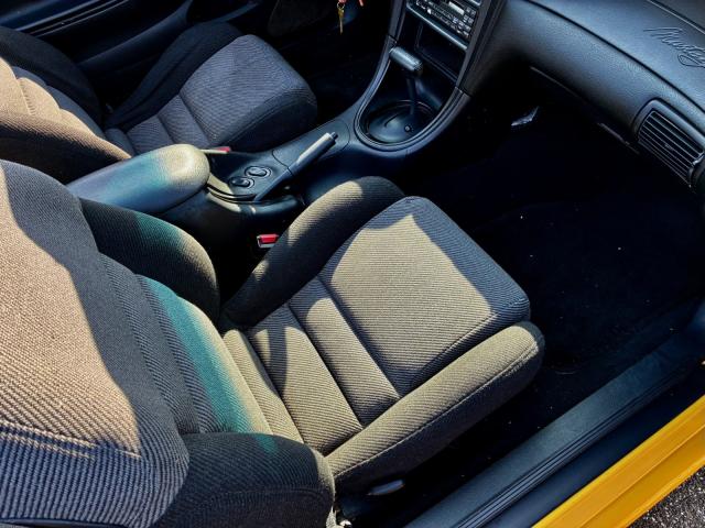 Ford Mustang image 1
