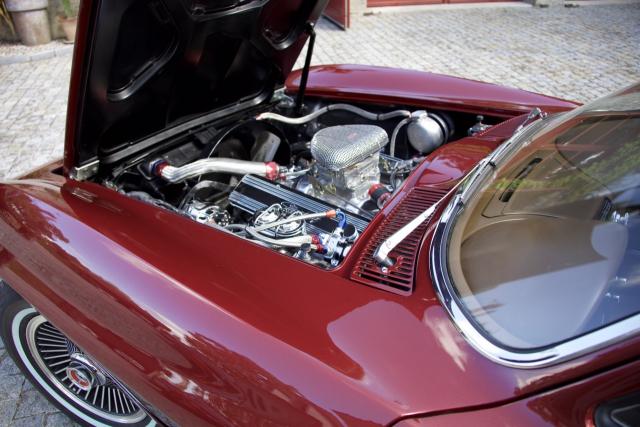 Chevrolet Corvette image 4