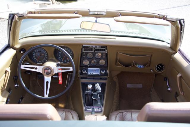 Chevrolet Corvette image 1