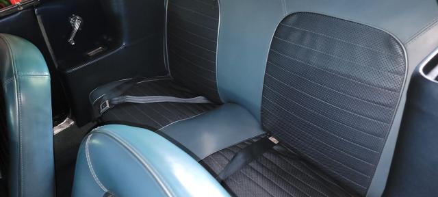 Ford Mustang image 4