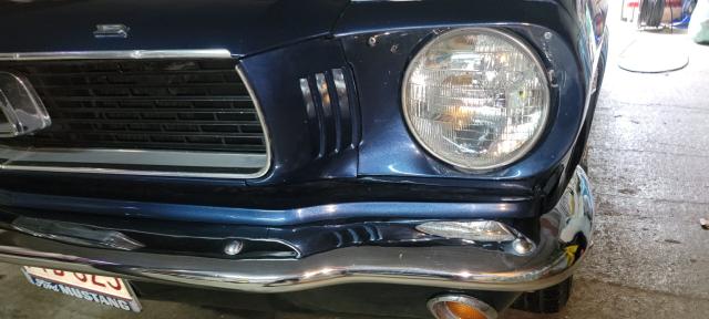 Ford Mustang image 7