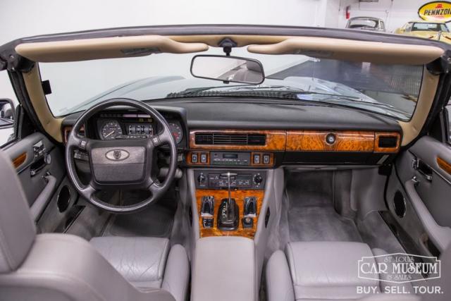 Jaguar Xj-S image 8