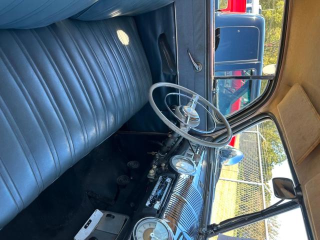 Ford Coupe image 2
