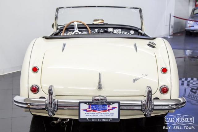 Austin Healey 100-6 Bn6 image 8