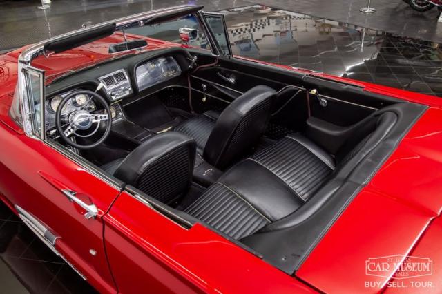 Ford Thunderbird image 3