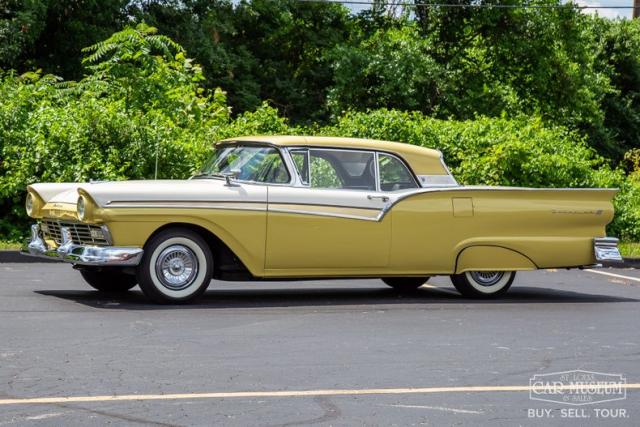 Ford Fairlane 500 Skyliner Retractable image 2
