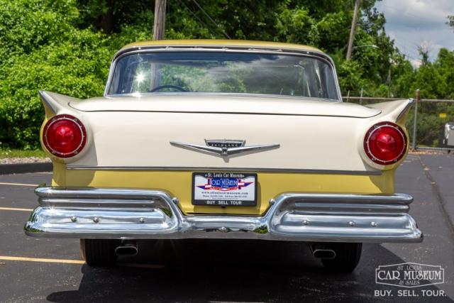 Ford Fairlane 500 Skyliner Retractable image 8