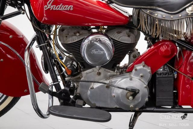 Indian Chief Roadmaster Motorcycle image 8