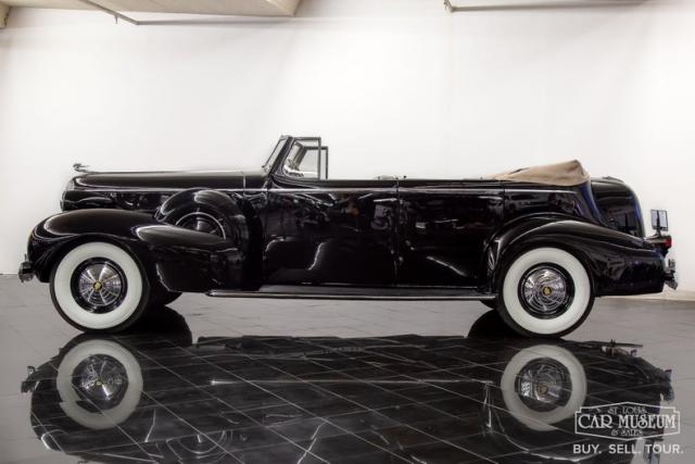 Cadillac Series 85 Twelve Convertible image 6
