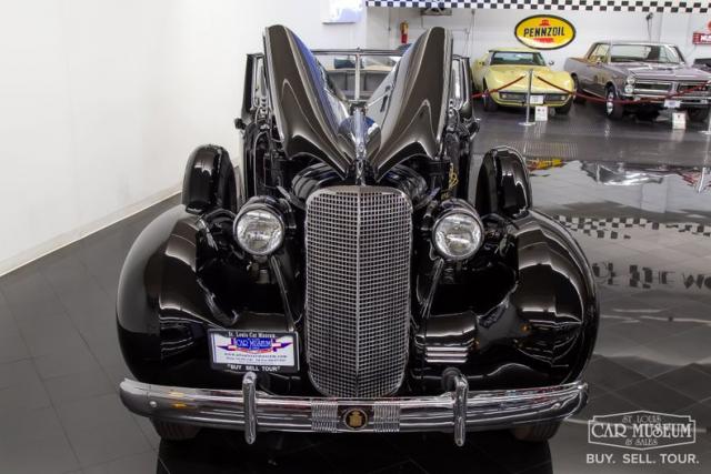 Cadillac Series 85 Twelve Convertible image 2