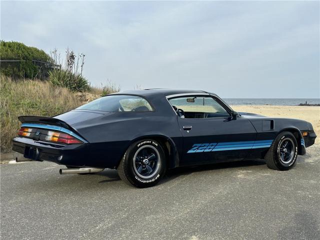 Chevrolet Camaro image 3
