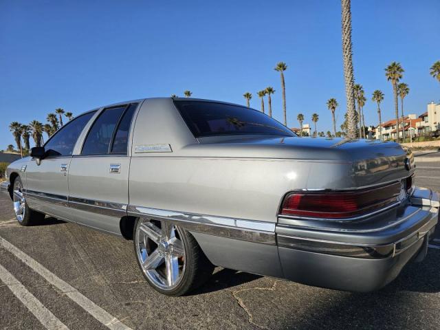 Buick Roadmaster image 6