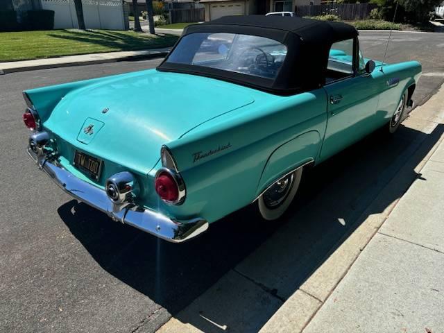 Ford Thunderbird image 1
