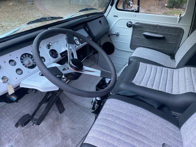 Ford Econoline image 4