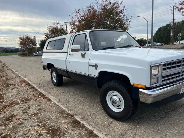 Chevrolet Silverado image 2