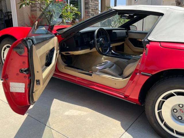 Chevrolet Corvette Convertible image 1