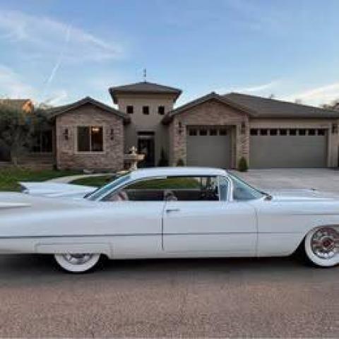 Cadillac Coupe Deville image 9
