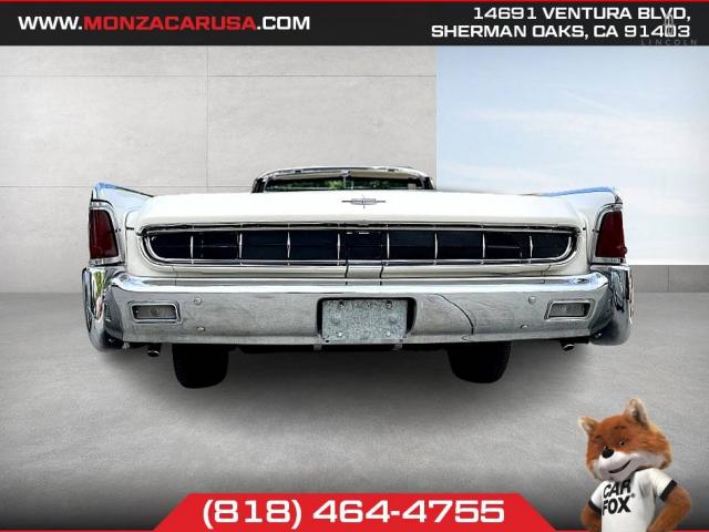 Lincoln Continental image 3