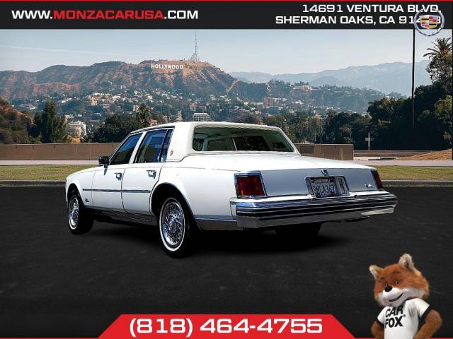 Cadillac Seville image 6