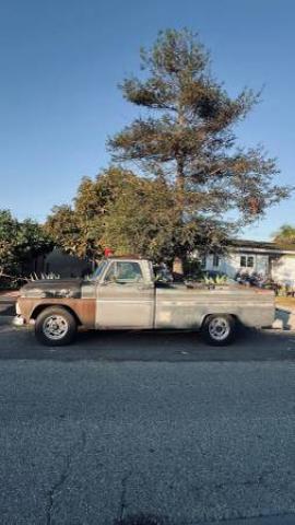 Chevrolet C20 image 3