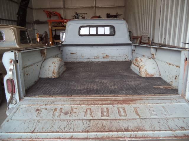 Chevrolet C20 image 4