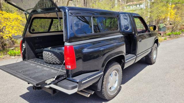 Chevrolet Silverado 1500 image 9