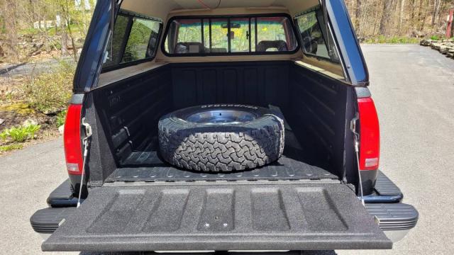Chevrolet Silverado 1500 image 8