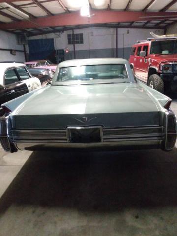 Cadillac Deville image 7