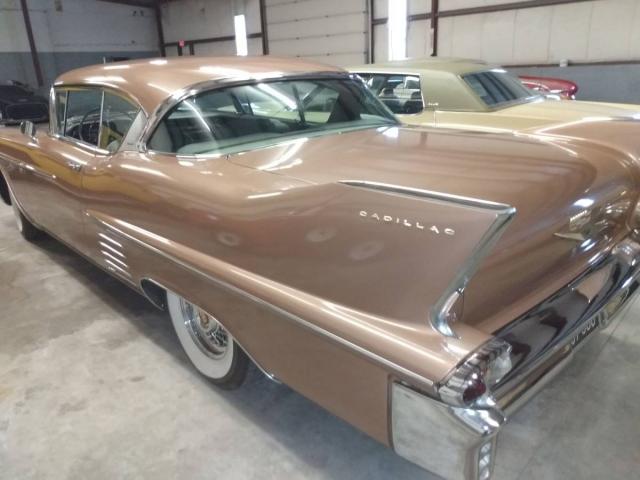 Cadillac Deville image 1