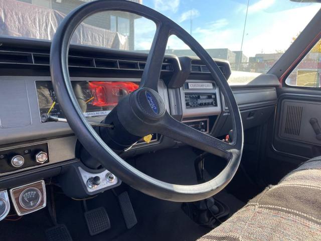 Ford F700 image 5