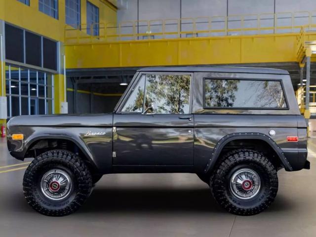 Ford Bronco image 3
