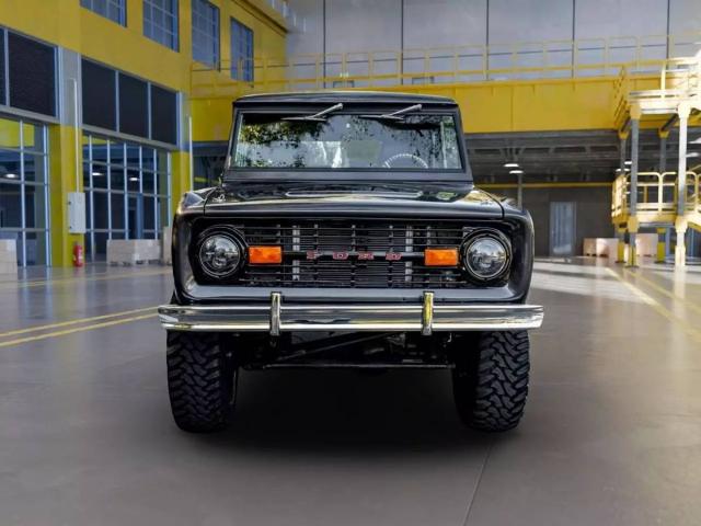 Ford Bronco image 7