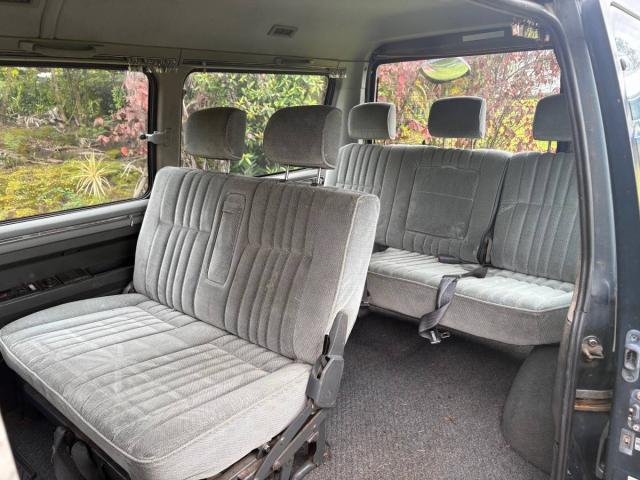 Mitsubishi Delica L300 Diesel image 2