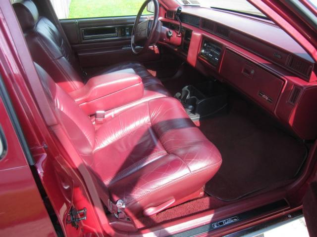 Cadillac Sedan Deville image 2