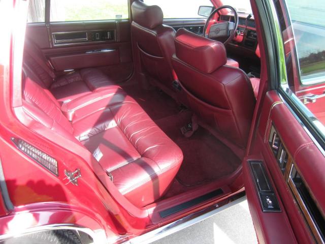 Cadillac Sedan Deville image 4